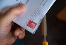 Жители Стерлитамака могут начать платить НДС с покупок на AliExpress