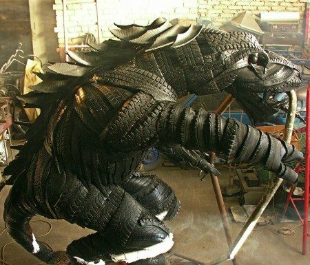 Динозавры – новые необычные скульптуры Стерлитамака