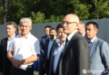 Рустэм Хамитов недоволен строительством детсада в Стерлитамаке