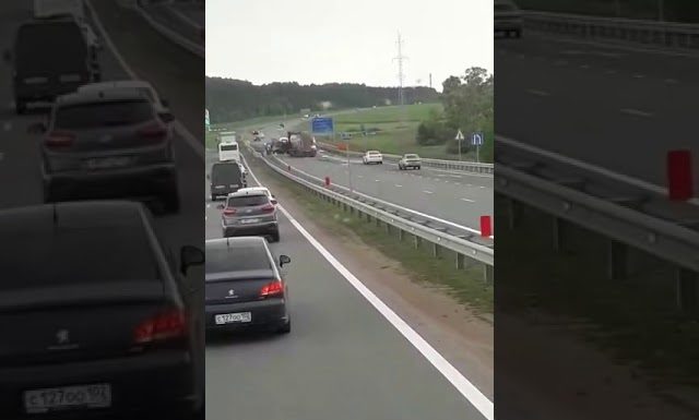 Видео: На въезде в Стерлитамак цементовоз проехался по людям