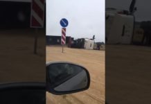 На дороге Стерлитамак – Уфа опрокинулась фура с зерном