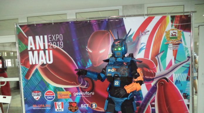 Участник из Стерлитамака представил косплей робота на фестивале “Анимау-2019”