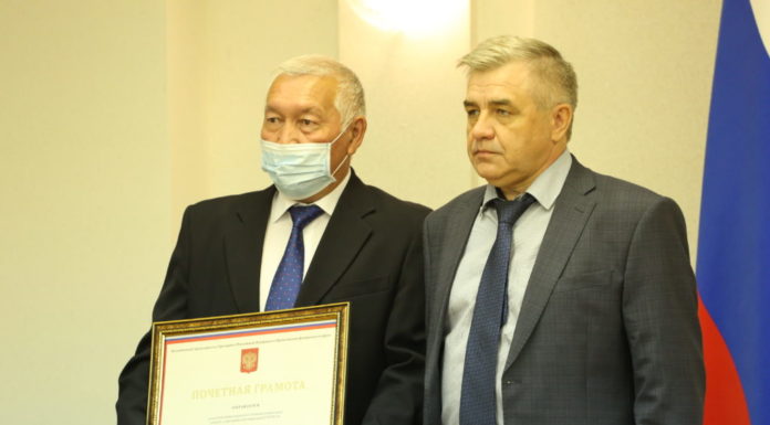 Врач из Стерлитамака был награжден за участие в борьбе с Covid-19