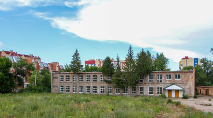 В Стерлитамаке пустующие здания реконструируют под новый корпус гимназии и садик