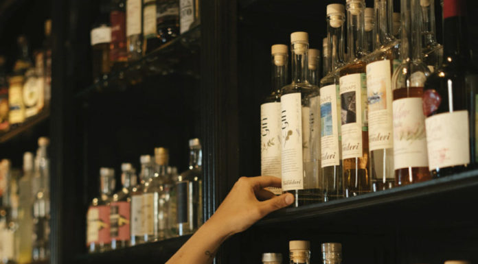 Время продажи алкоголя и правила медосвидетельствования: какие законы вступают в силу в июле