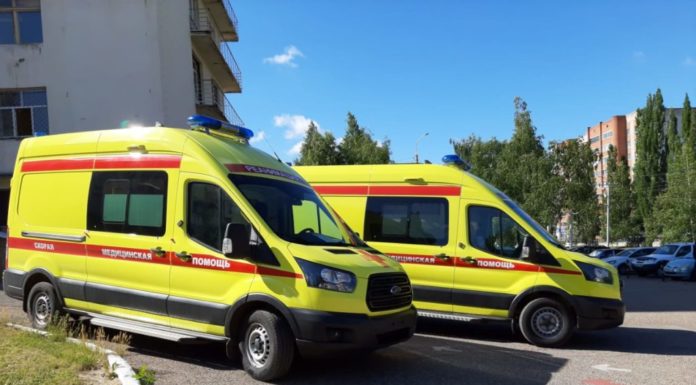 ГКБ №1 Стерлитамака получила два современных автомобиля скорой помощи