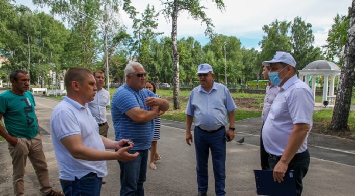 «Так дело не пойдет»: мэр Стерлитамака возмутился недобросовестной работой подрядчика