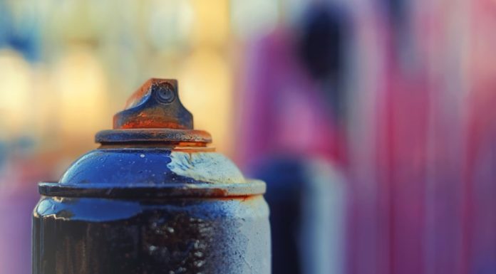 Жителям Стерлитамака предложили разрисовать распределительные телефонные щиты на улицах