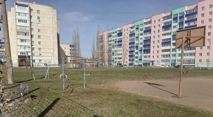 В Стерлитамаке рассмотрят возможность модернизации спортплощадки возле поликлиники