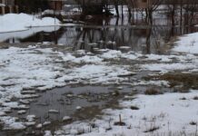 В Стерлитамакском районе возле Новой Отрадовки Стерля затопила мост