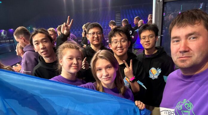 Робот и его команда из Стерлитамака получили приз на Чемпионате «Битва роботов-2024»