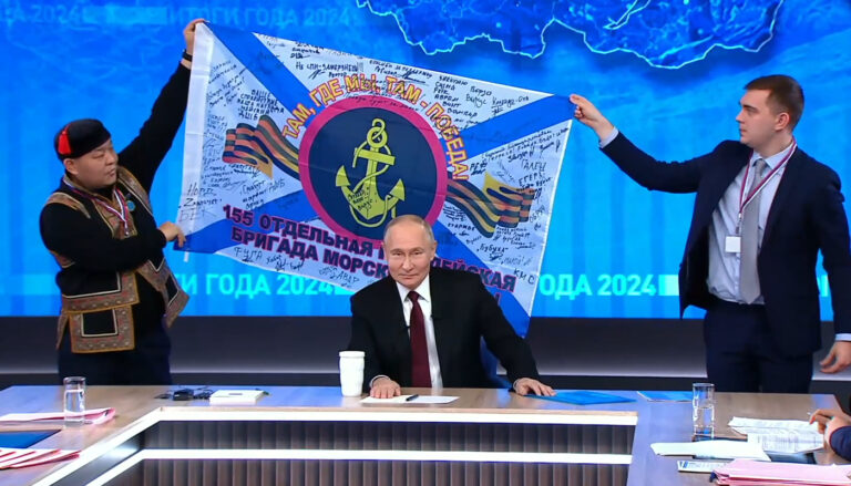 Владимир Путин в ходе прямой линии рассказал о ходе СВО