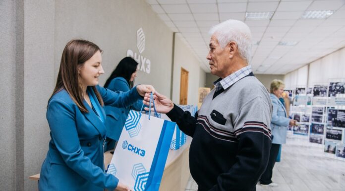 ВЕТЕРАНЫ ПРОИЗВОДСТВА ВСТРЕТИЛИ 65-ЛЕТНИЙ ЮБИЛЕЙ СНХЗ