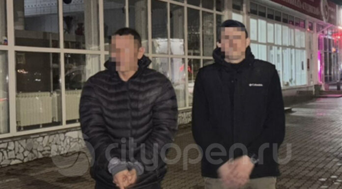 В Стерлитамаке задержали мужчину с наркотиками и продавца запрещенных веществ