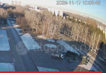 В Стерлитамаке начали устанавливать главную новогоднюю елку у ГДК