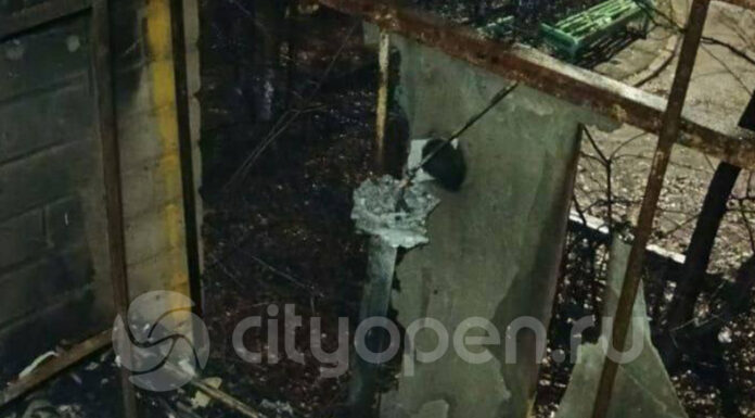 В Стерлитамаке при пожаре в квартире спасли 17 человек