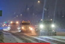 Снегопад окутал Стерлитамак: на борьбу со снегом вышли 60 единиц техники