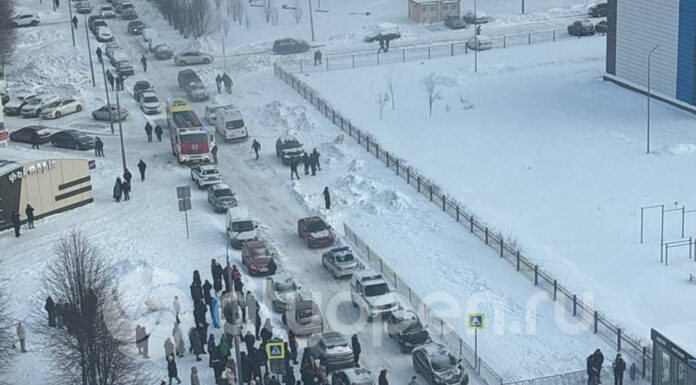 В Татарстане подросток напал с ножом на работницу школы