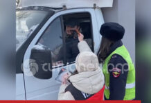 В Стерлитамаке сотрудники ГАИ останавливали мужчин-водителей, чтобы поздравить