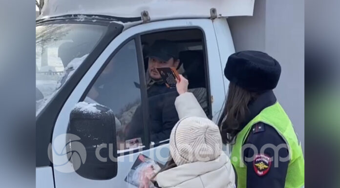 В Стерлитамаке сотрудники ГАИ останавливали мужчин-водителей, чтобы поздравить