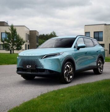 OMODA C5 и C7: два взгляда на автомобиль будущего